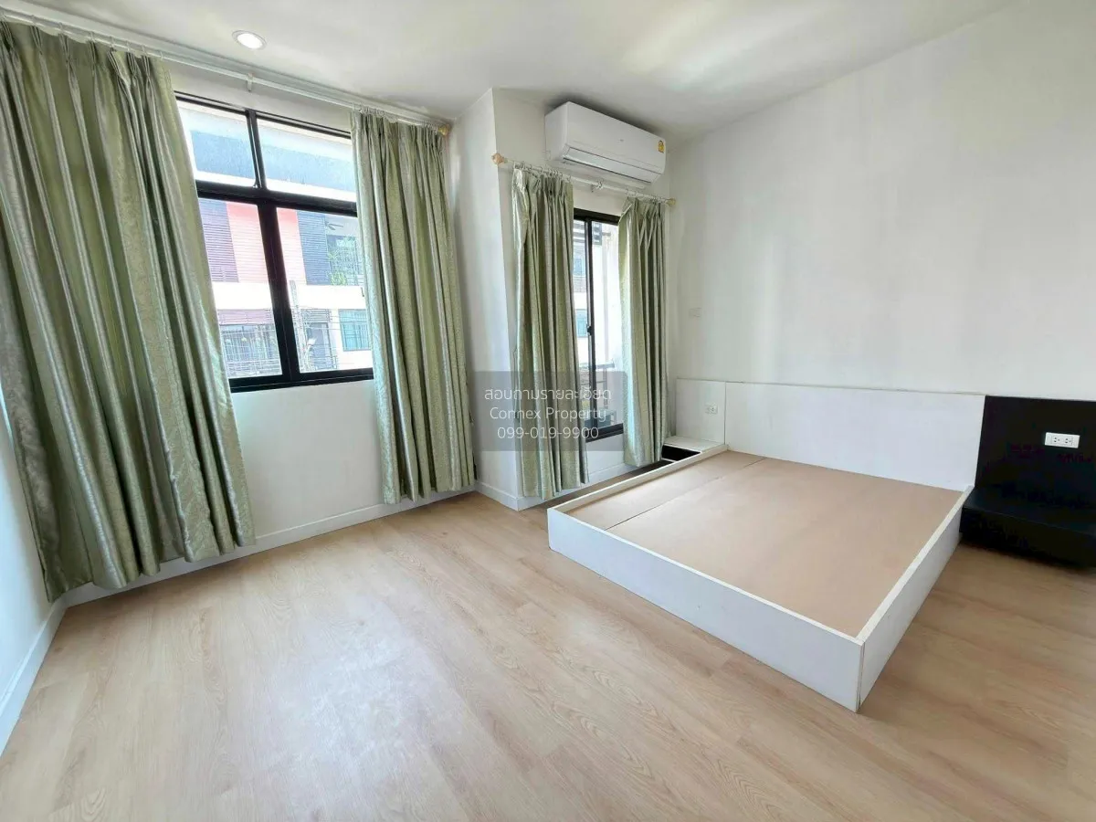 For Sale Townhouse/Townhome  , SIXNATURE KALPAPRUEK , MRT-Lak Son