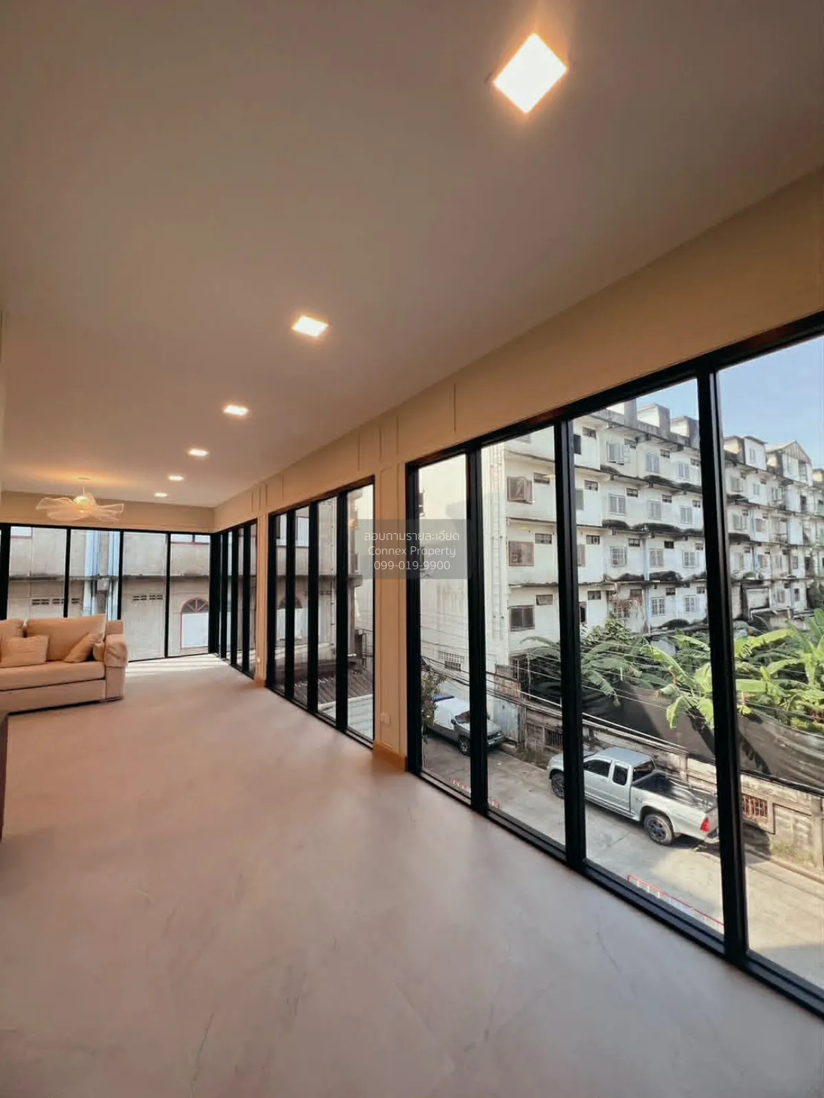 For Sale ้็็Home office near MRT Nonthaburi Civic Center station 