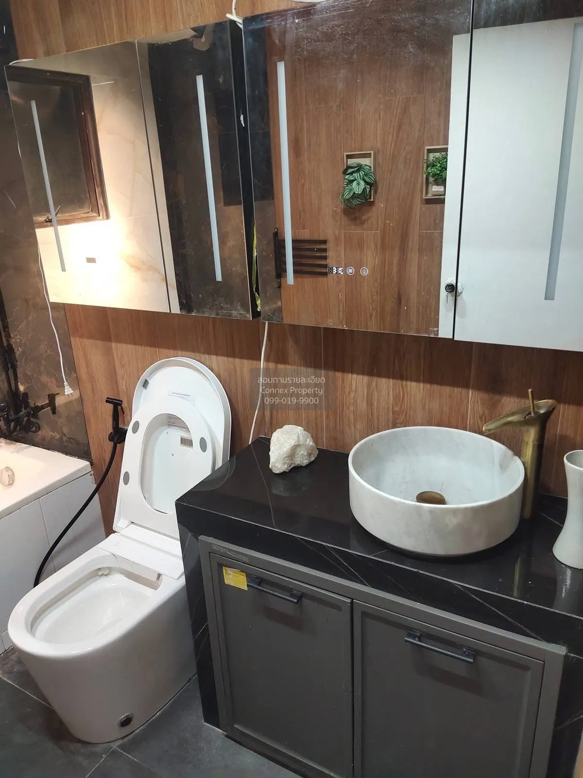 For Sale Condo , Srivara Mansion 2 , MRT-Thailand Cultural Centre