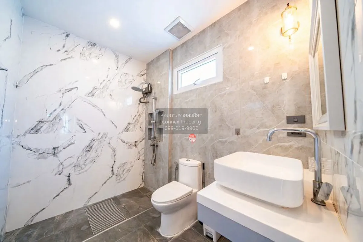 For Sale House , View Point Village  , Mueang Phata , Bang Lamung