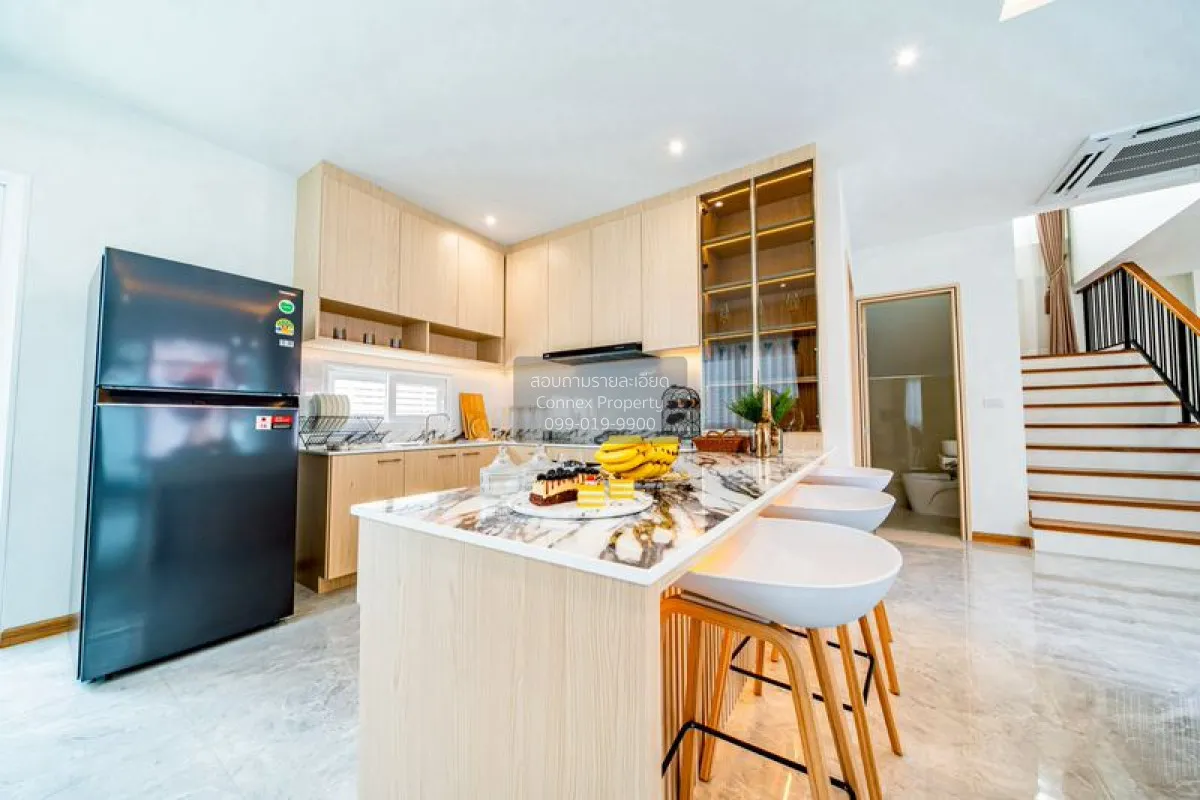 For Sale House , Royal Park Village , Mueang Phata , Bang Lamung 