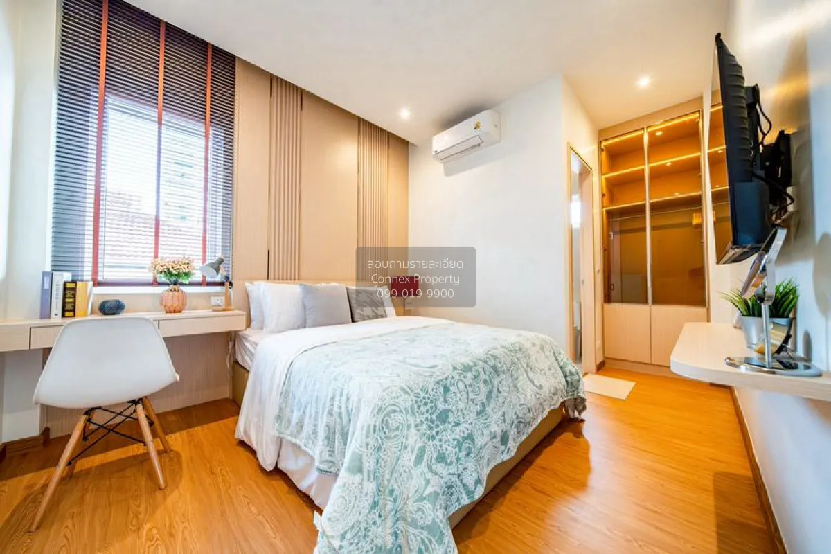 For Sale House , Royal Park Village , Mueang Phata , Bang Lamung 