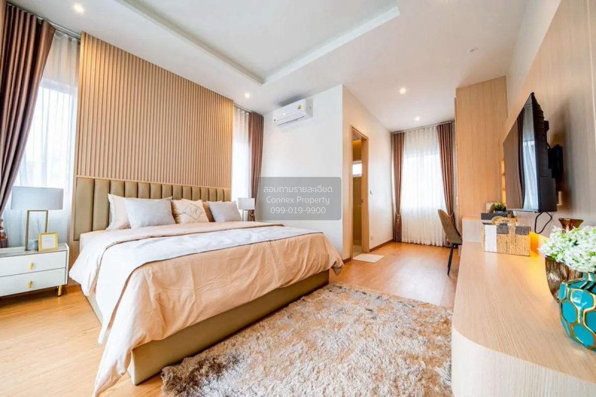 For Sale House , Royal Park Village , Mueang Phata , Bang Lamung 