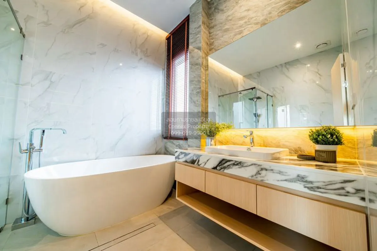 For Sale House , Royal Park Village , Mueang Phata , Bang Lamung 