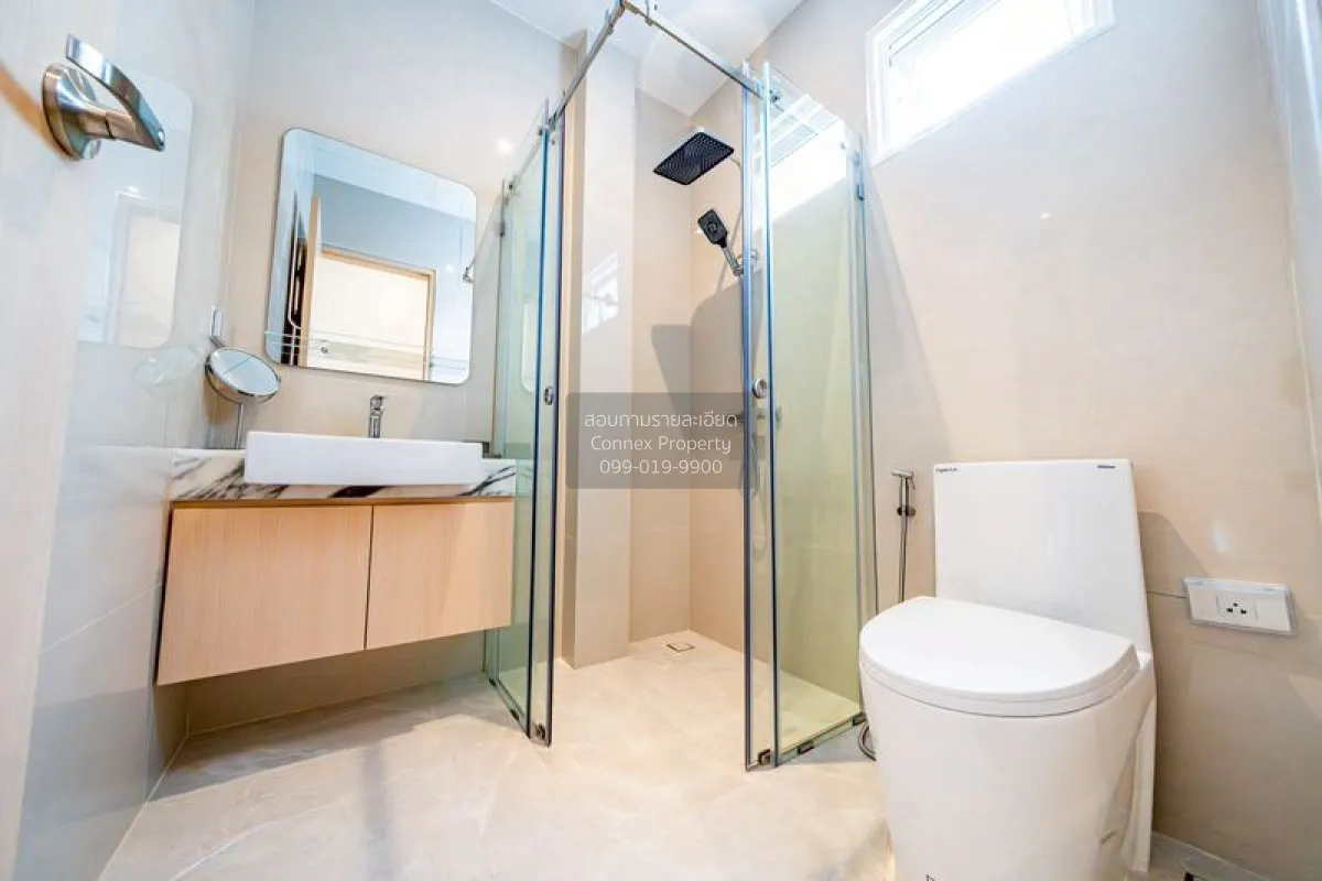 For Sale House , Royal Park Village , Mueang Phata , Bang Lamung 