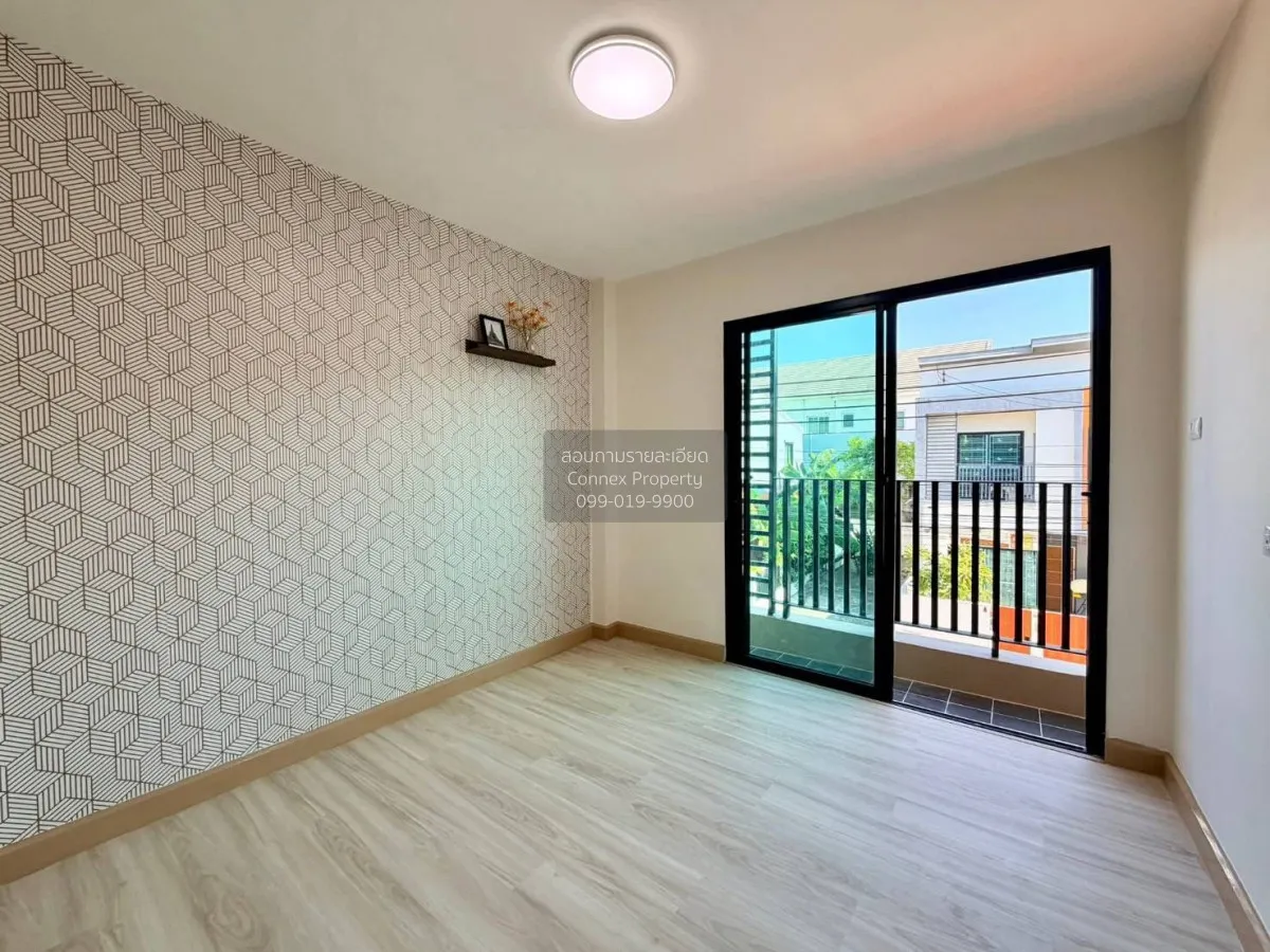 ขายทาวน์เฮ้าส์/ทาวน์โฮม  เรสท์ ทาวน์ บางนา ห้องมุม รีโนเวทใหม่ บา