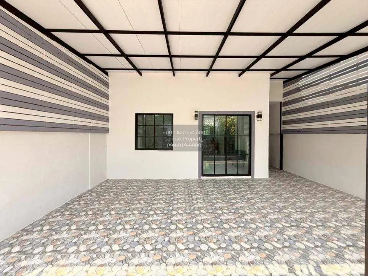 For Sale Townhouse/Townhome  , Kehathani 4 , newly renovated , Sa 2