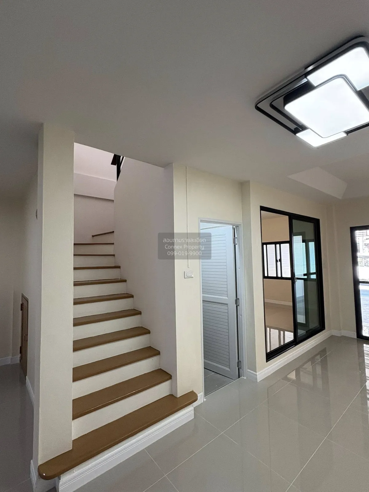 ขายทาวน์เฮ้าส์/ทาวน์โฮม  ซื่อตรง ลีลาวดี BTS-พิพิธภัณฑ์กองทัพอากา