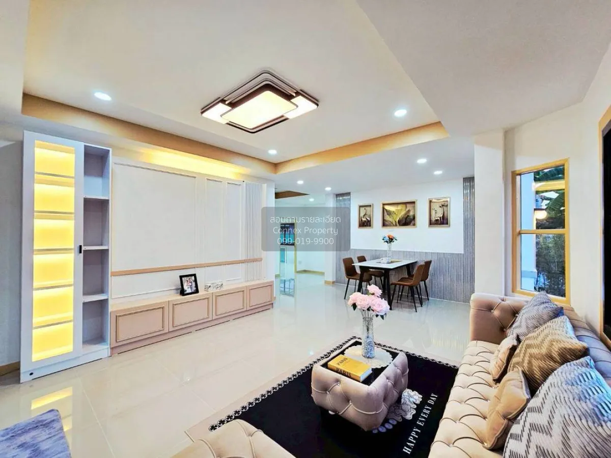 ขายบ้าน  ศิลปการพาร์ค 3 วงแหวน-รัตนาธิเบศร์ ห้องมุม หน้ากว้าง รีโ