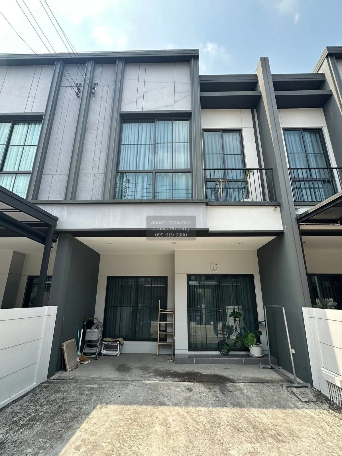 เช่าทาวน์เฮ้าส์/ทาวน์โฮม  เวิร์ฟ สายไหม - พหลโยธิน ออเงิน เขต สาย 1