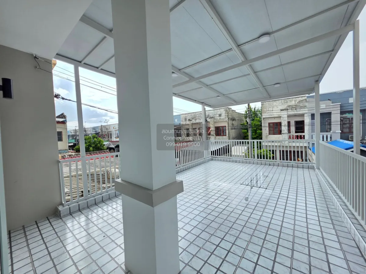 For Sale Townhouse/Townhome  , Baan Rom Ngao Mai , wide frontage 