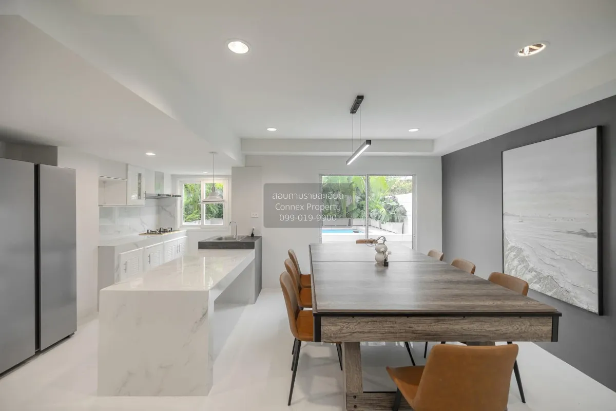 For Rent Single detached pool villa next to MRT Ratchada , Chomph 2
