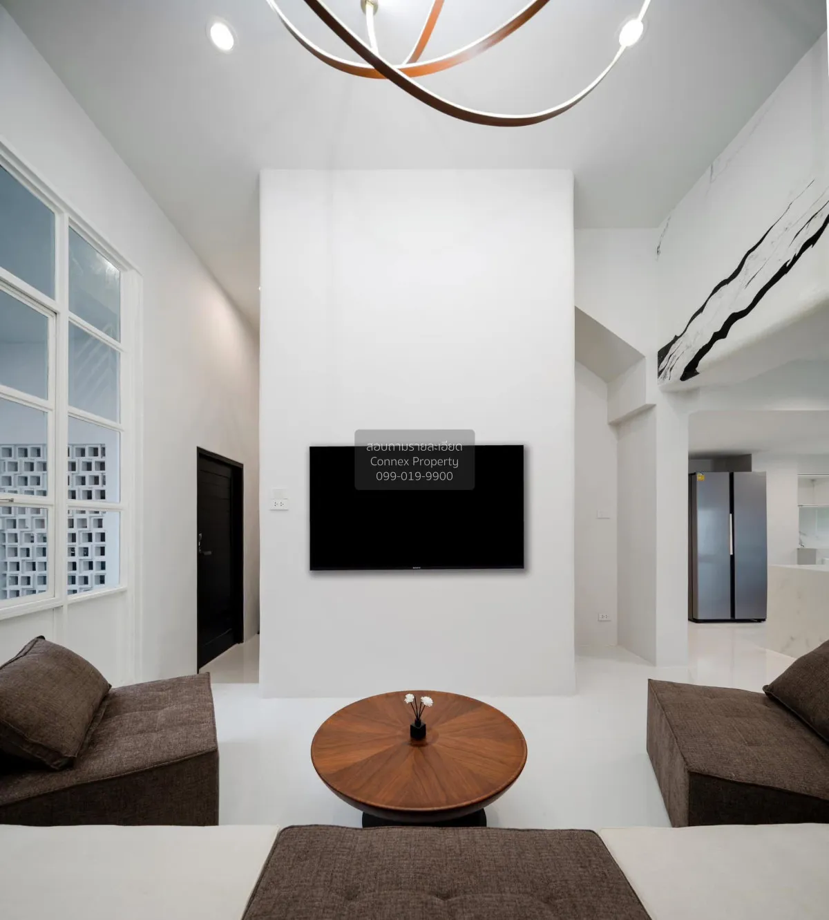 For Rent Single detached pool villa next to MRT Ratchada , Chomph 4