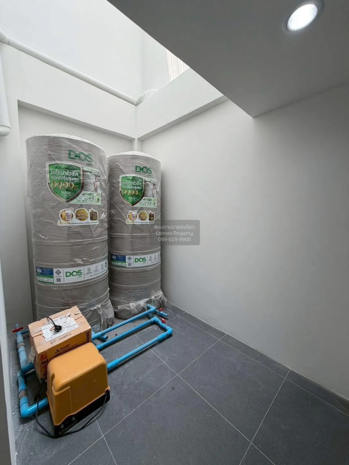 For Sale Townhouse/Townhome  , Prominent Place , newly renovated 