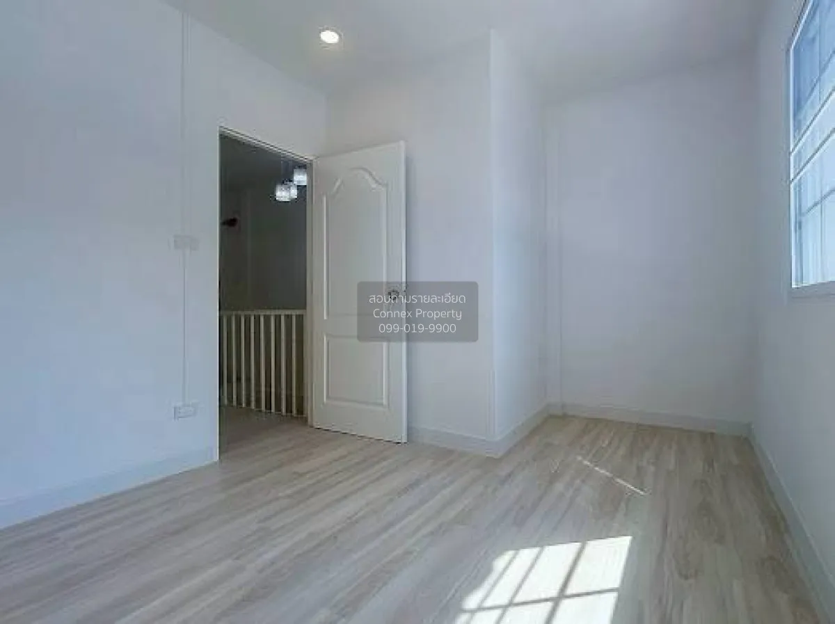 ขายทาวน์เฮ้าส์/ทาวน์โฮม  นันทิชา 2 หน้ากว้าง รีโนเวทใหม่ ไทรน้อย 