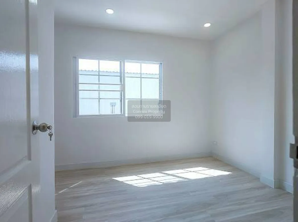 ขายทาวน์เฮ้าส์/ทาวน์โฮม  นันทิชา 2 หน้ากว้าง รีโนเวทใหม่ ไทรน้อย 