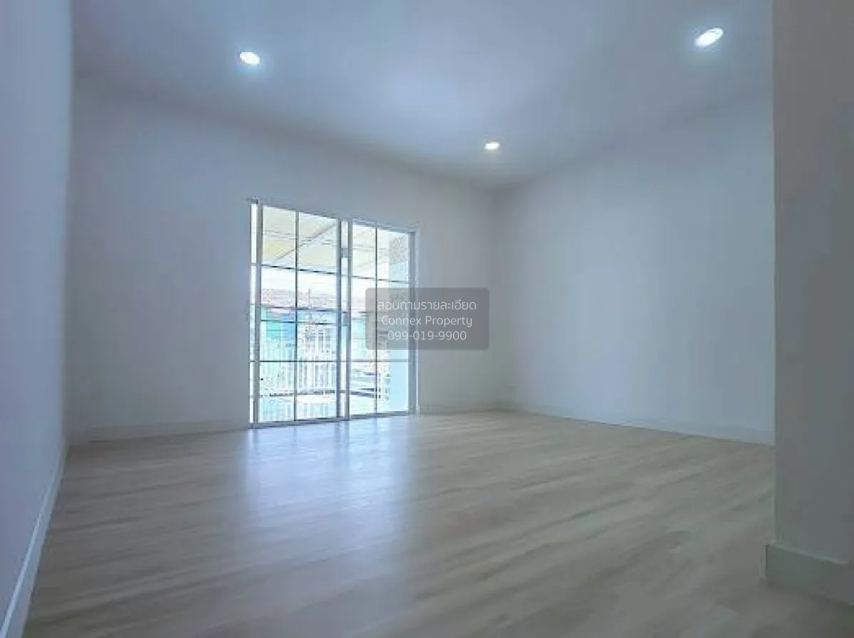 ขายทาวน์เฮ้าส์/ทาวน์โฮม  นันทิชา 2 หน้ากว้าง รีโนเวทใหม่ ไทรน้อย 