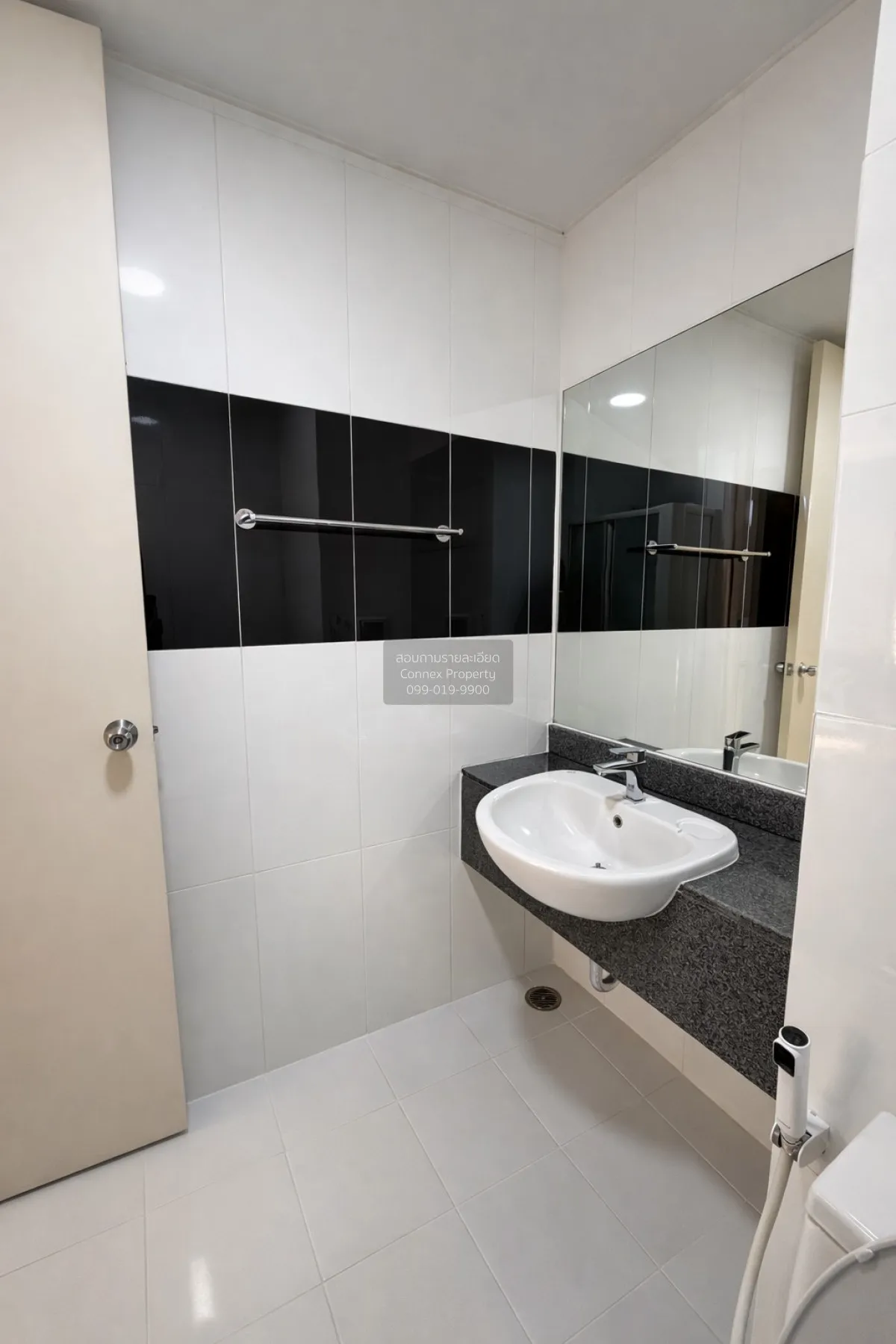 ขายคอนโด  เดอะพาร์คแลนด์ ศรีนครินทร์ เลคไซด์ วิวสวย ชั้นสูง หน้าก