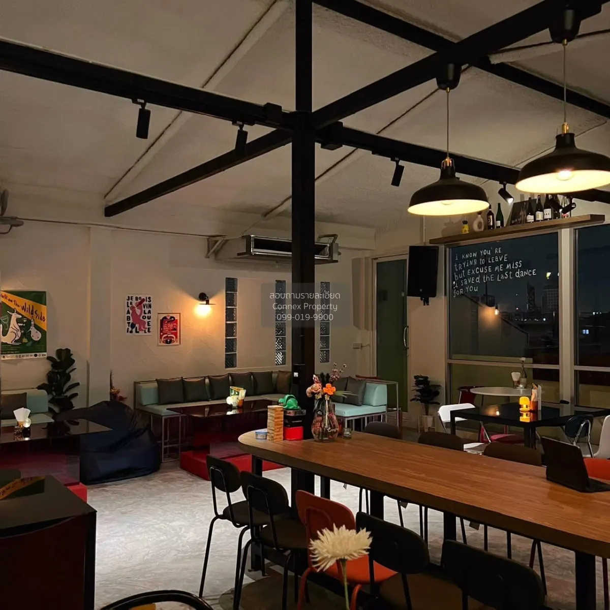 ขายเซ้งด่วน wine bar ใกล้ emsphere  วิวสวย ชั้นสูง รีโนเวทใหม่ คล