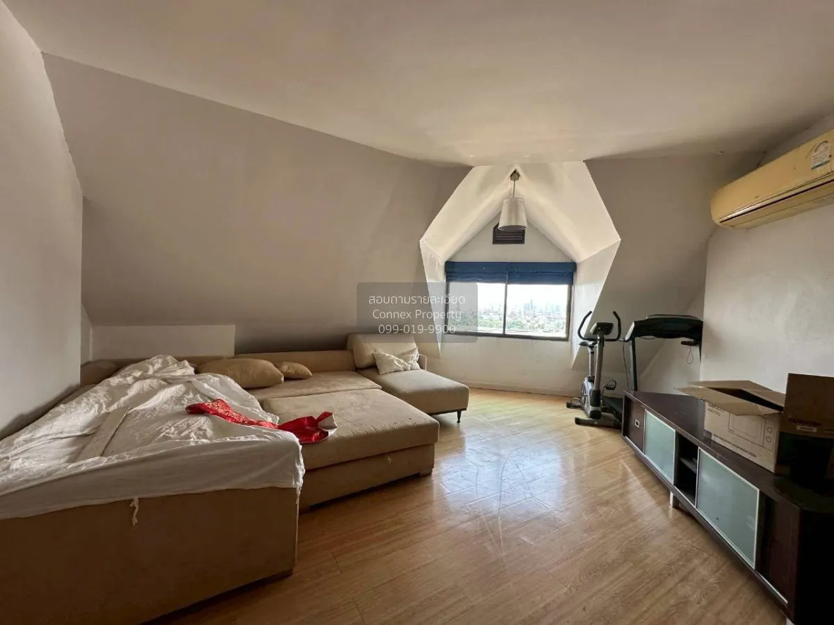 ขายคอนโด  คันทรี คอมเพล็กซ์ เพนท์เฮ้าส์ ชั้นสูง BTS-บางนา พระโขนง