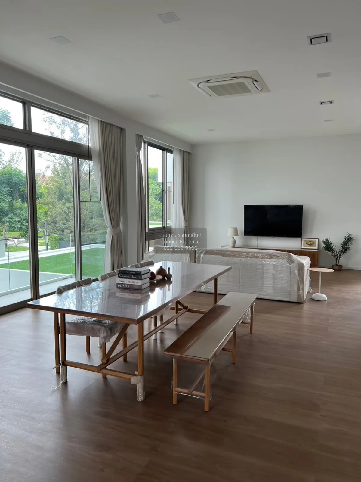 เช่าบ้าน  วีเว่ พระราม 9 หน้ากว้าง MRT-ศรีกรีฑา (สายสีเหลือง) ทับ