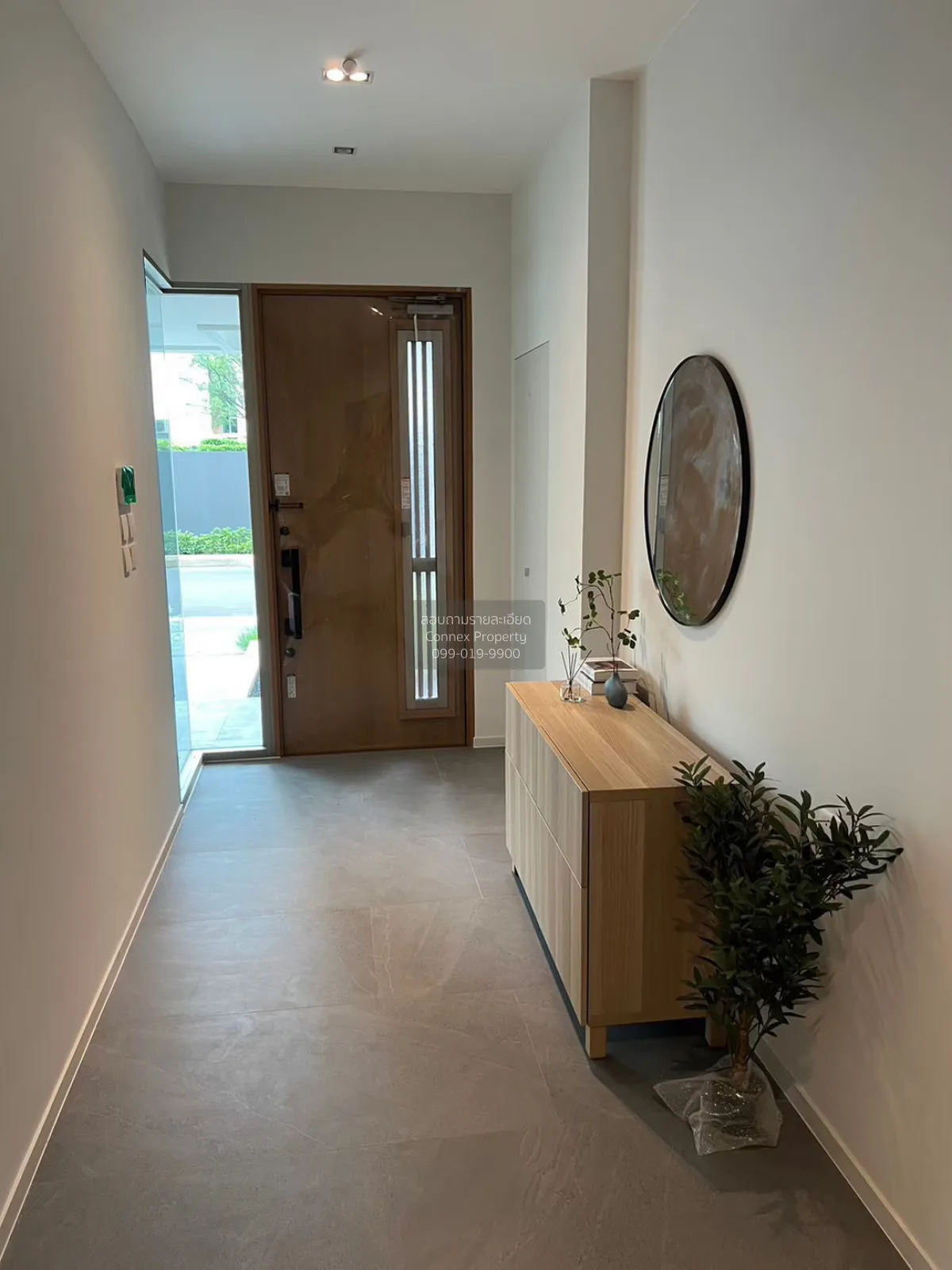 เช่าบ้าน  วีเว่ พระราม 9 หน้ากว้าง MRT-ศรีกรีฑา (สายสีเหลือง) ทับ