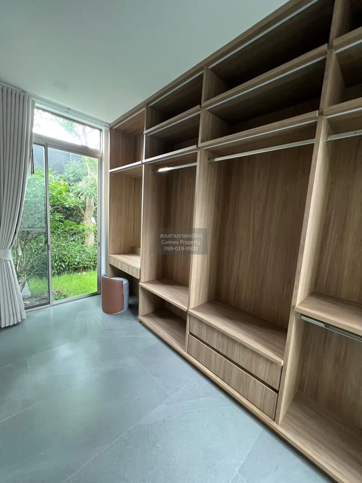 เช่าบ้าน  วีเว่ พระราม 9 หน้ากว้าง MRT-ศรีกรีฑา (สายสีเหลือง) ทับ