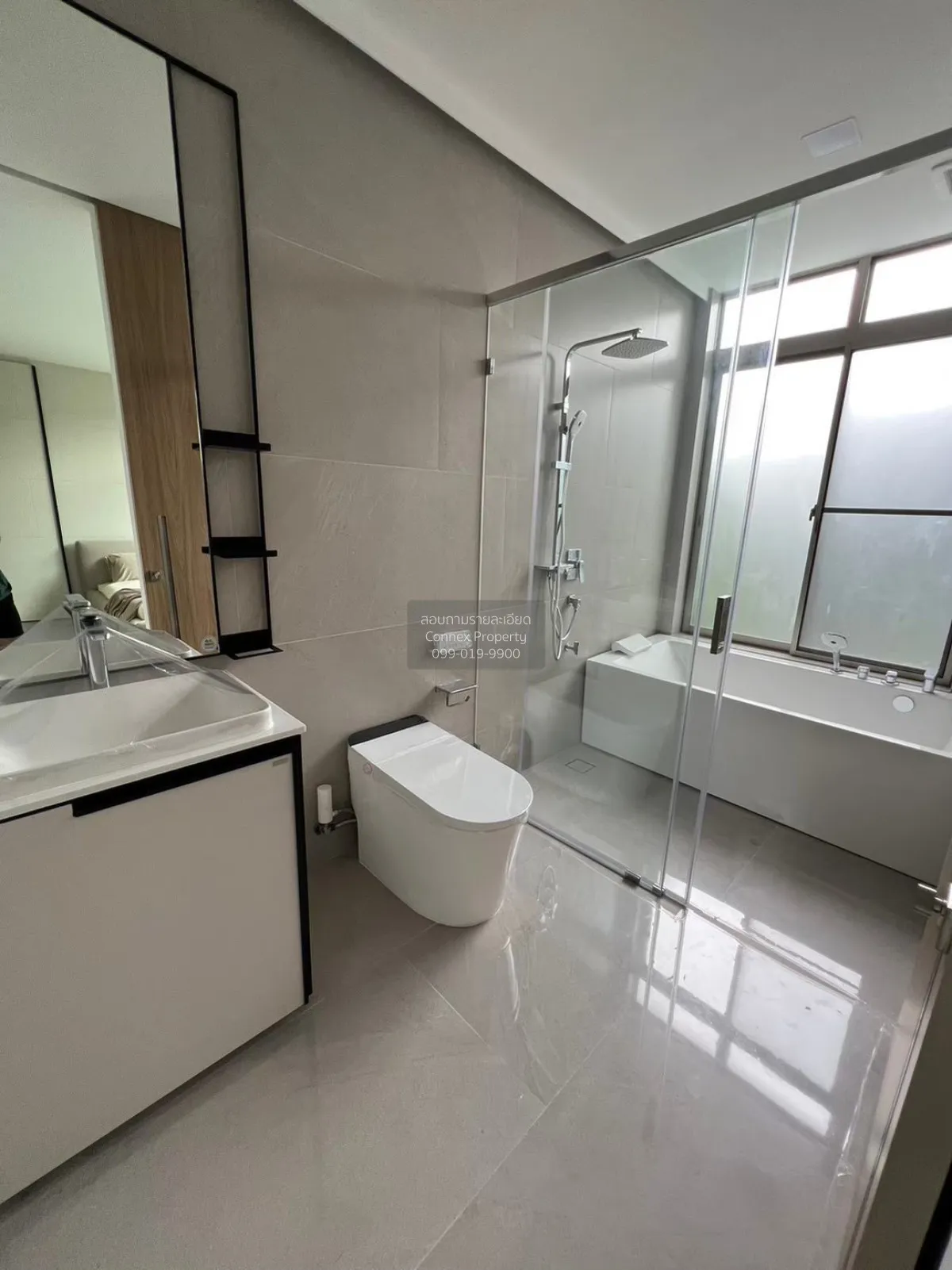 เช่าบ้าน  วีเว่ พระราม 9 หน้ากว้าง MRT-ศรีกรีฑา (สายสีเหลือง) ทับ