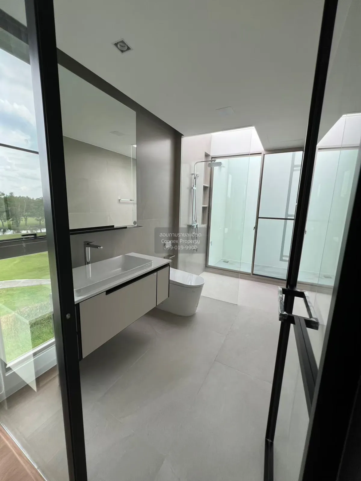 เช่าบ้าน  วีเว่ พระราม 9 หน้ากว้าง MRT-ศรีกรีฑา (สายสีเหลือง) ทับ