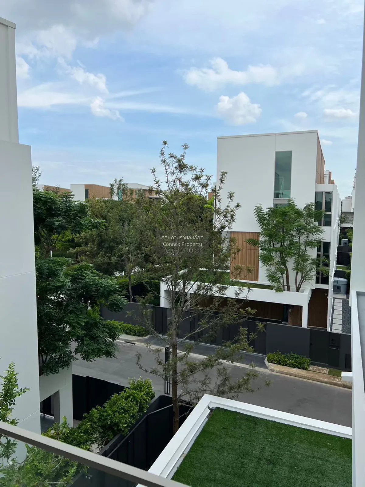 เช่าบ้าน  วีเว่ พระราม 9 หน้ากว้าง MRT-ศรีกรีฑา (สายสีเหลือง) ทับ