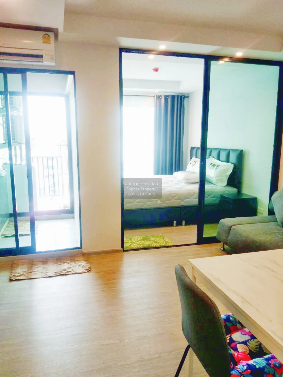 For Rent Condo , Reach Phahon Yothin 52 , high floor , corner uni 2
