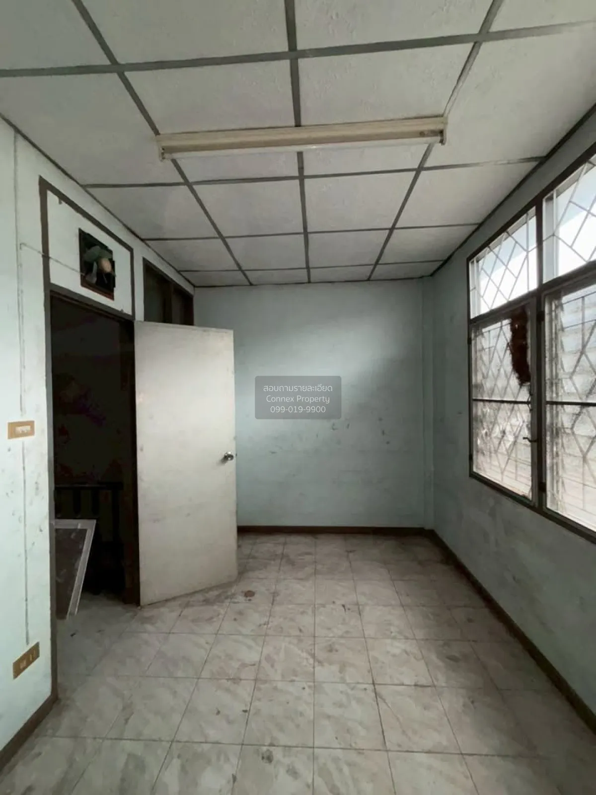 For Sale Townhouse/Townhome  , Baan U Charoen Lat Phrao 101 , MRT 2