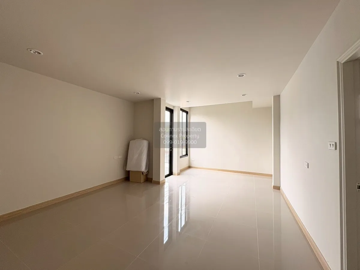 For Sale Townhouse/Townhome  , Baan Klang Muang Ladprao - Yothin 