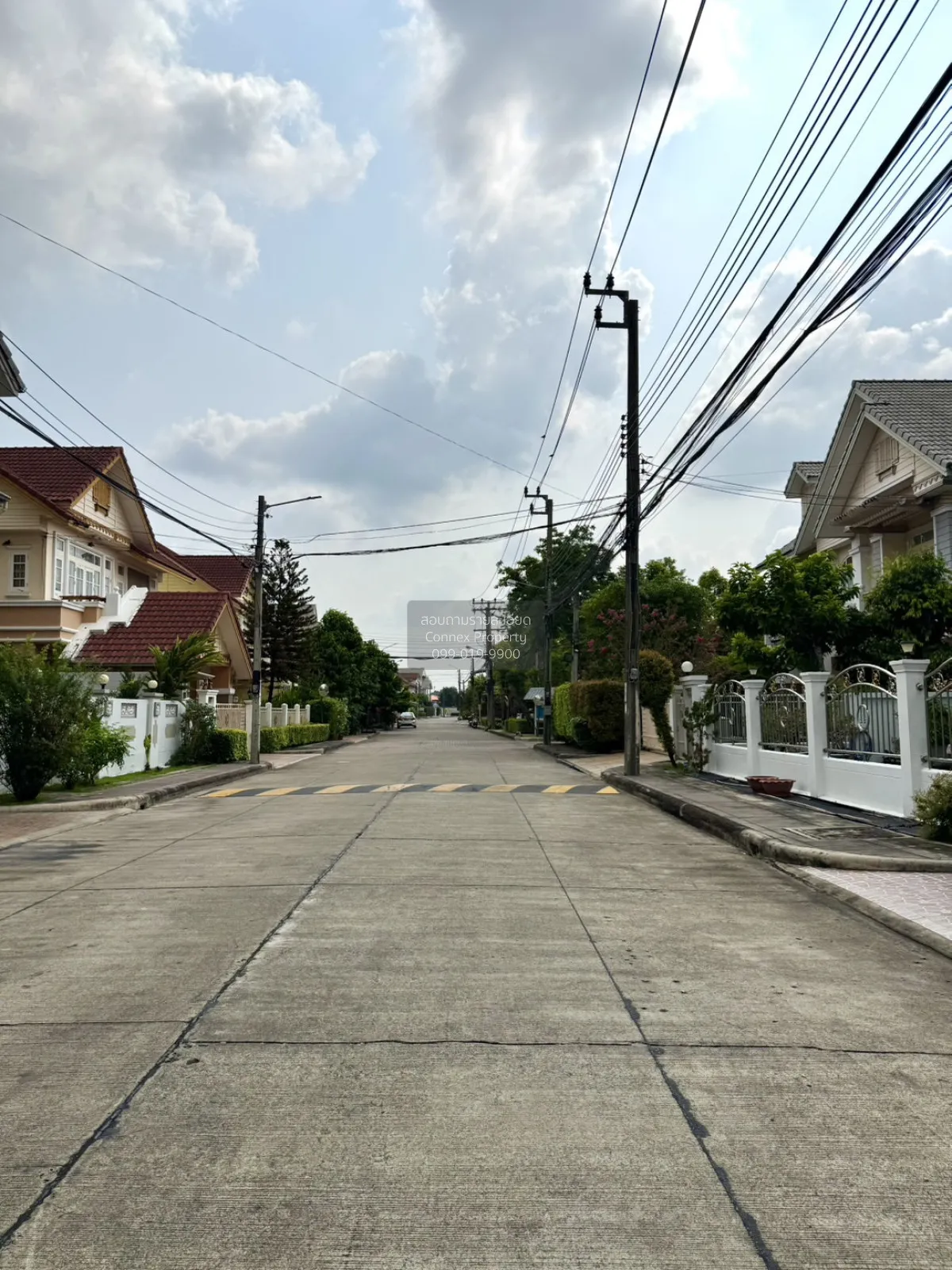 ขายบ้าน  พาร์คเวย์ ชาเล่ต์ รามคำแหง มีนบุรี เขต มีนบุรี กรุงเทพ C