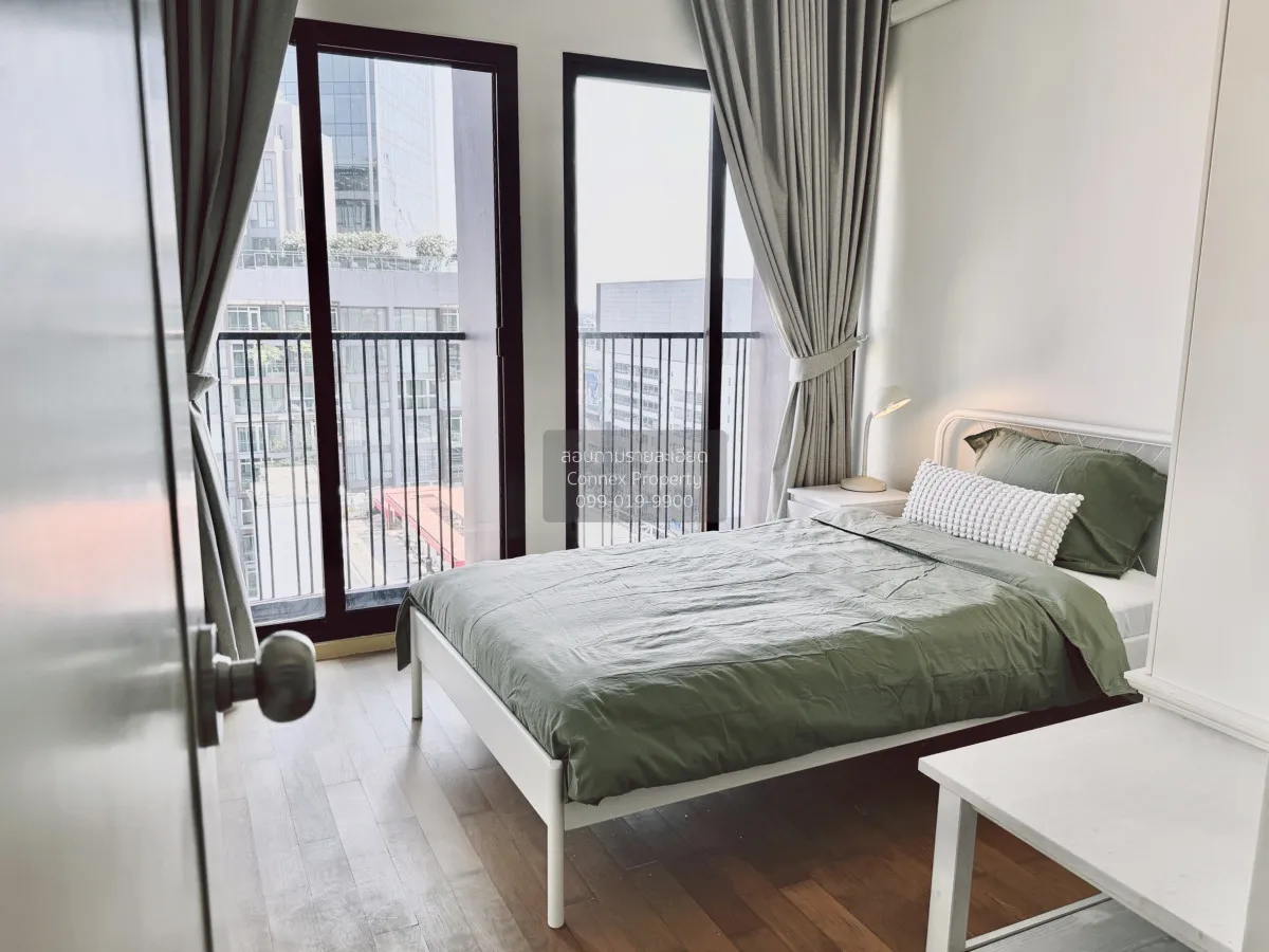 For Rent Condo , Noble Reveal , corner unit , wide frontage , new 2