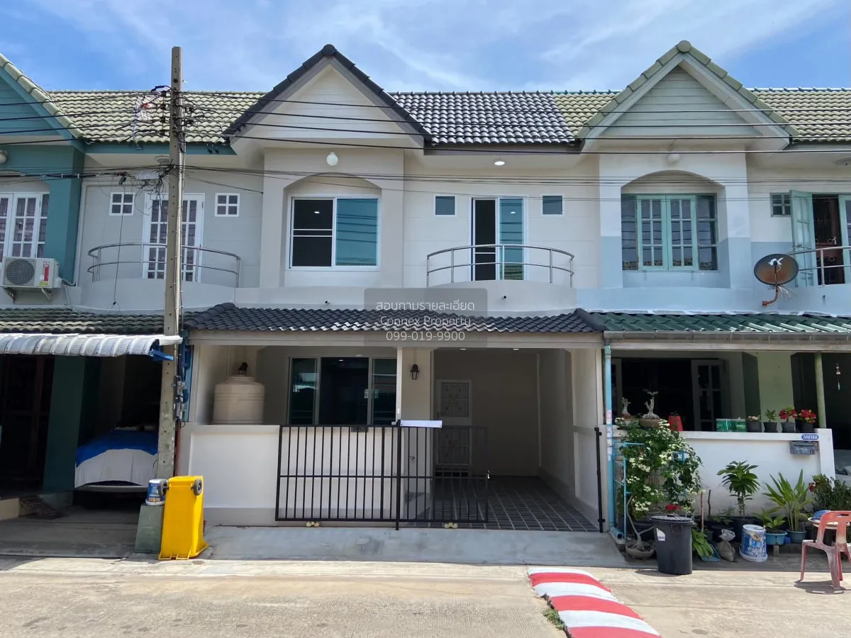 For Sale Townhouse/Townhome  , Baan Sucha , newly renovated , Lah 1