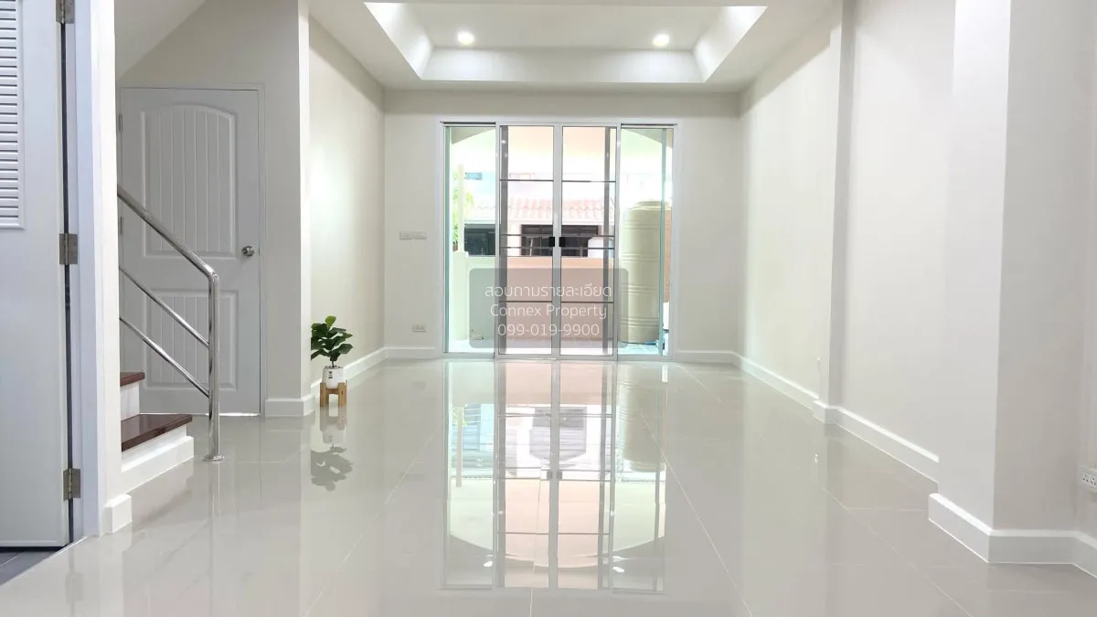 For Sale Townhouse/Townhome  , Baan Sucha , newly renovated , Lah 4