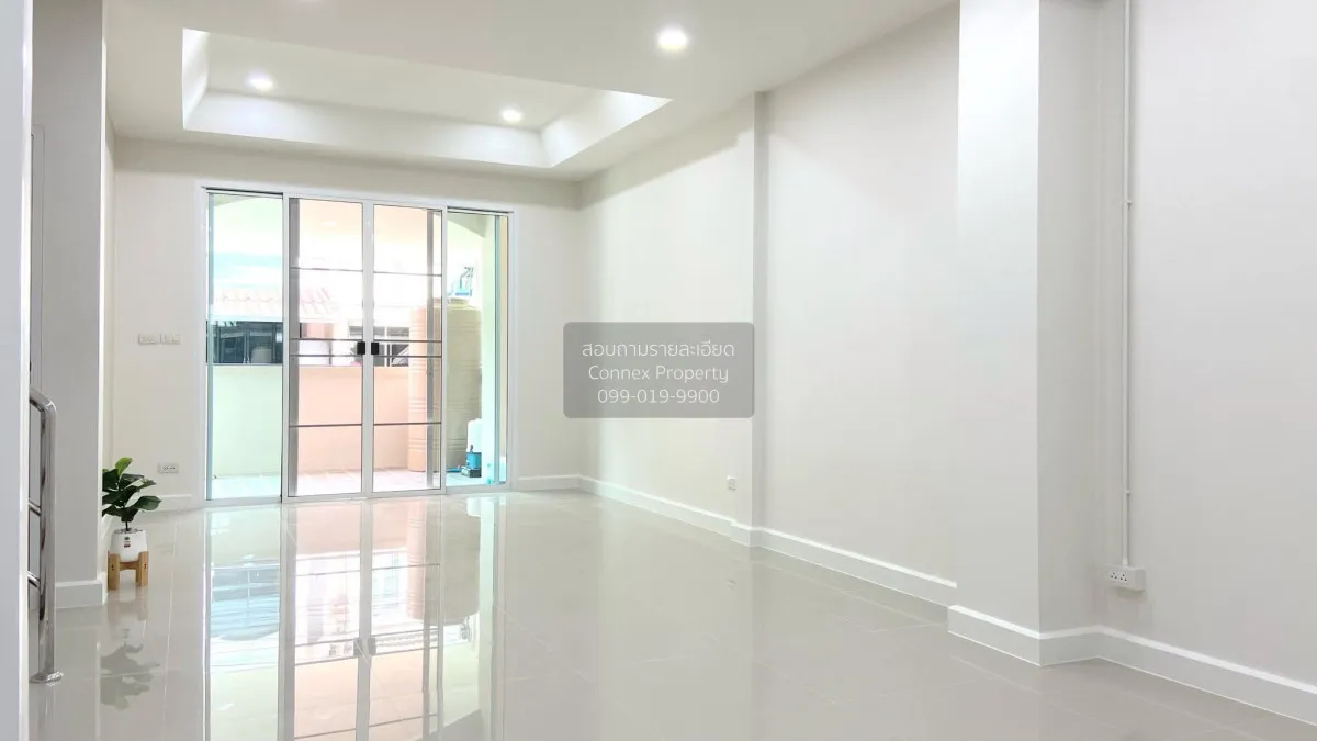 For Sale Townhouse/Townhome  , Baan Sucha , newly renovated , Lah