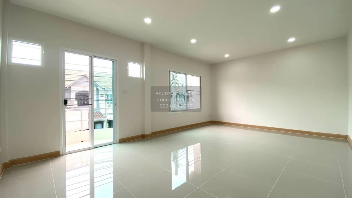 For Sale Townhouse/Townhome  , Baan Sucha , newly renovated , Lah