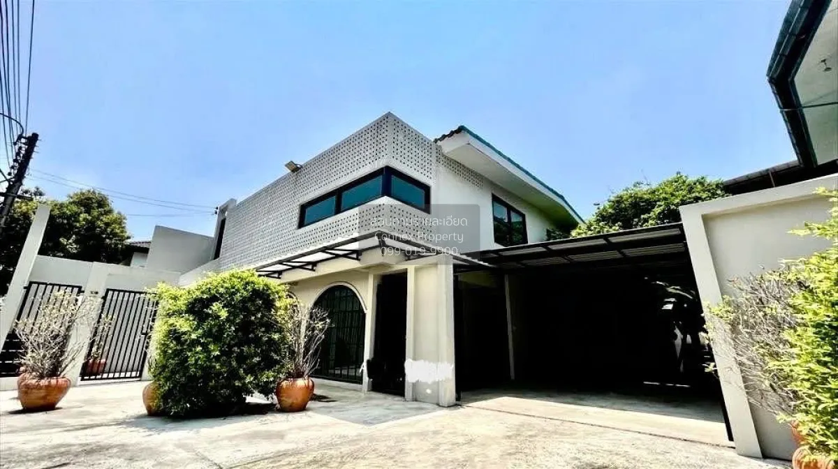 For Sale For Sale: 2-Storey Home Office just 100 meters from MRT  1