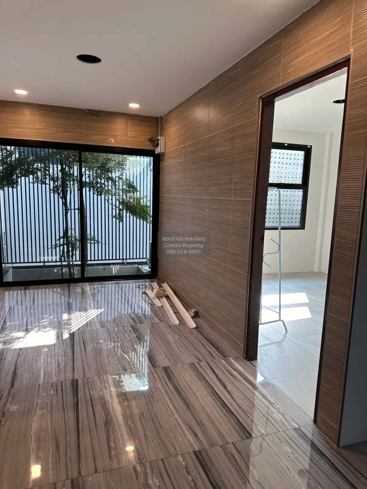 For Sale For Sale: 2-Storey Home Office just 100 meters from MRT 