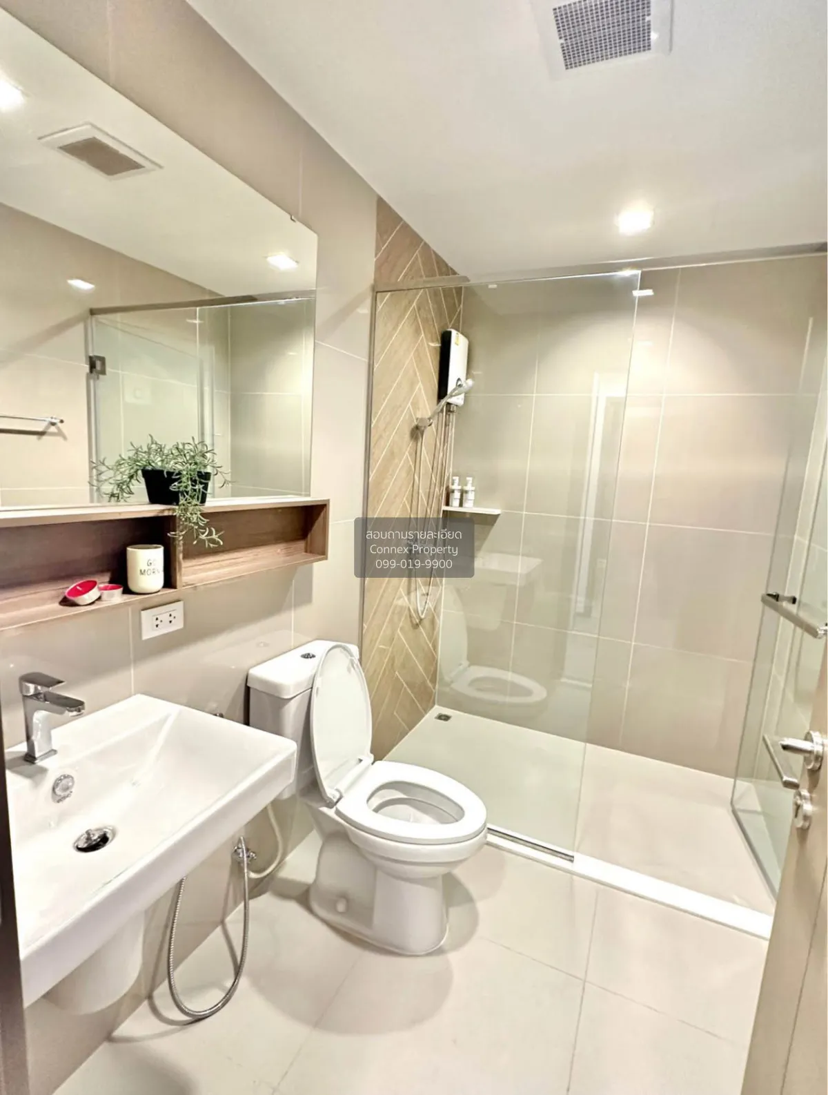 For Sale Condo , The Line Phahonyothin Park , nice view , high fl