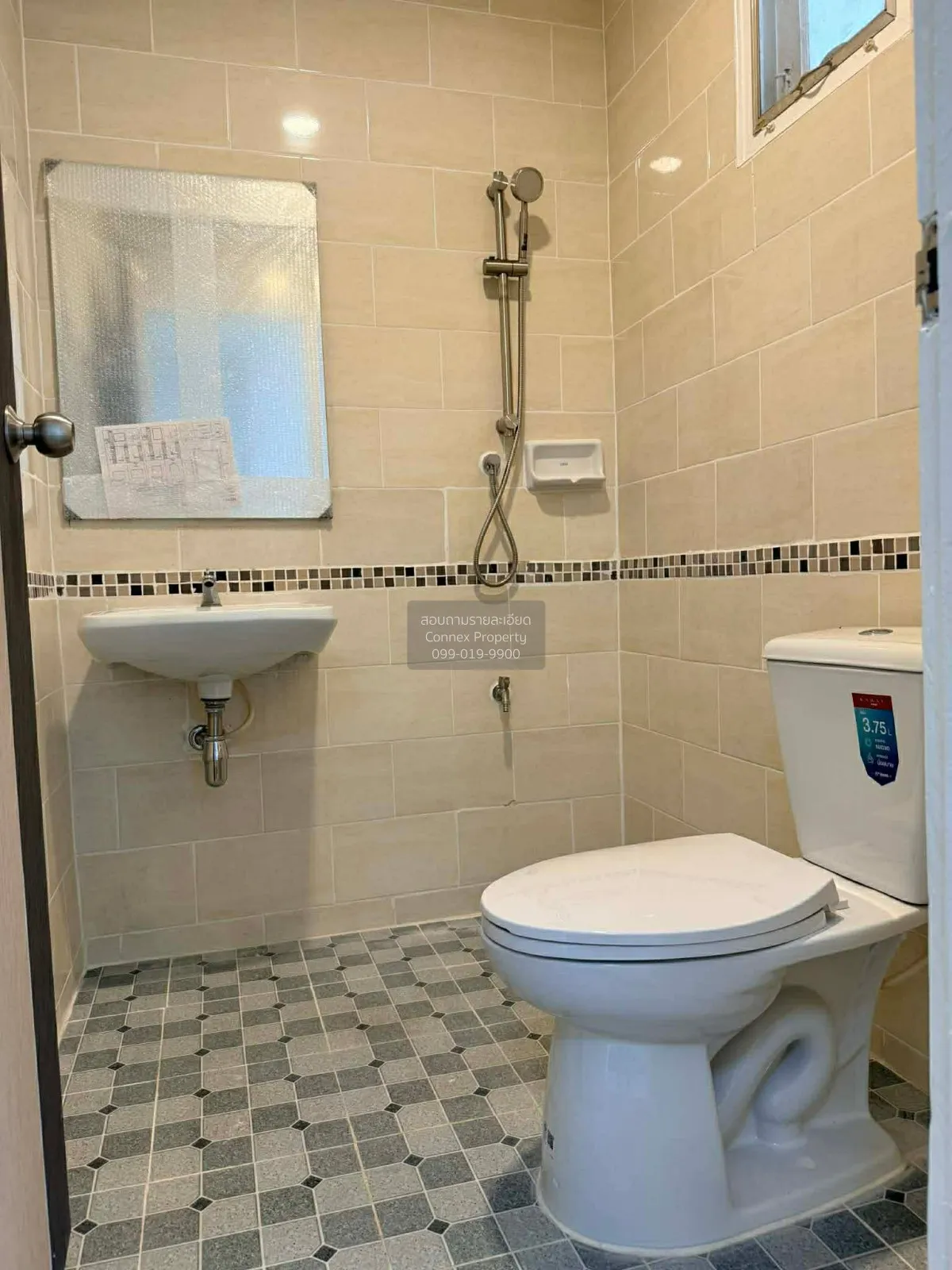 For Sale Townhouse/Townhome  , Mandira Bangplee - Tamru , wide fr