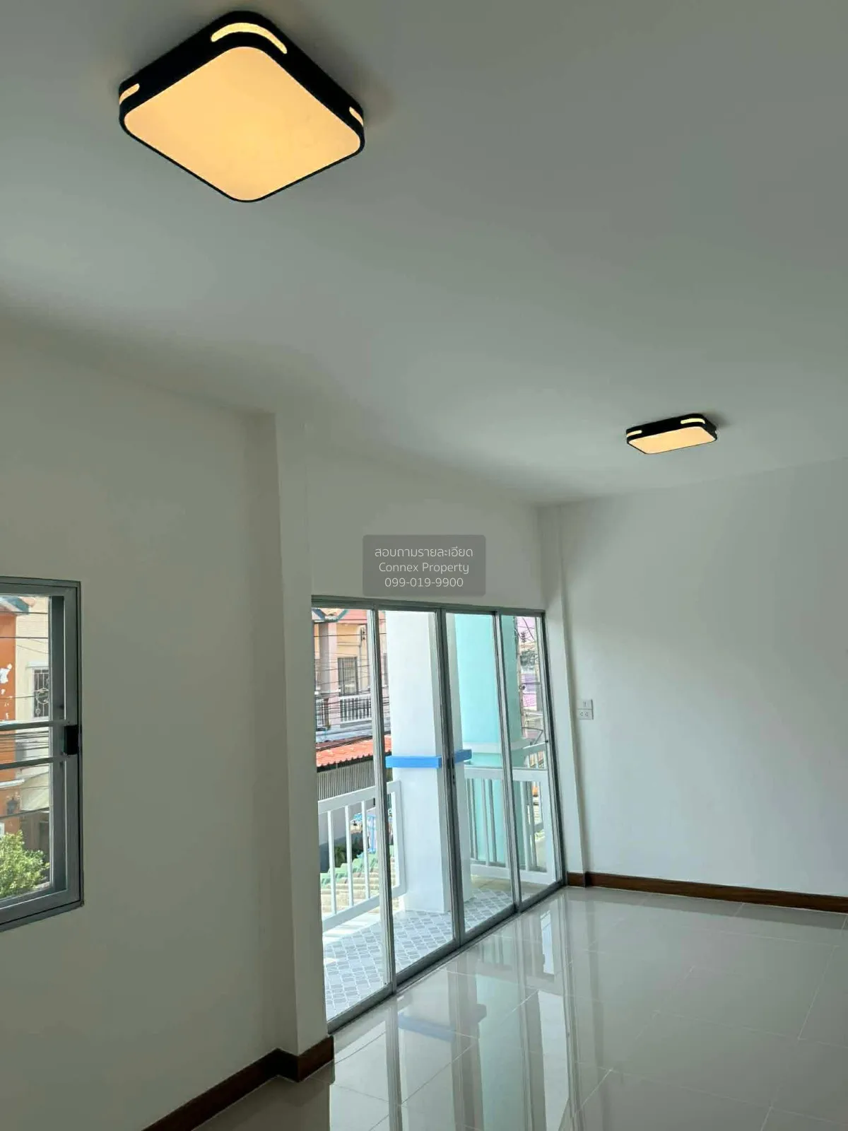 For Sale Townhouse/Townhome  , Mandira Bangplee - Tamru , wide fr