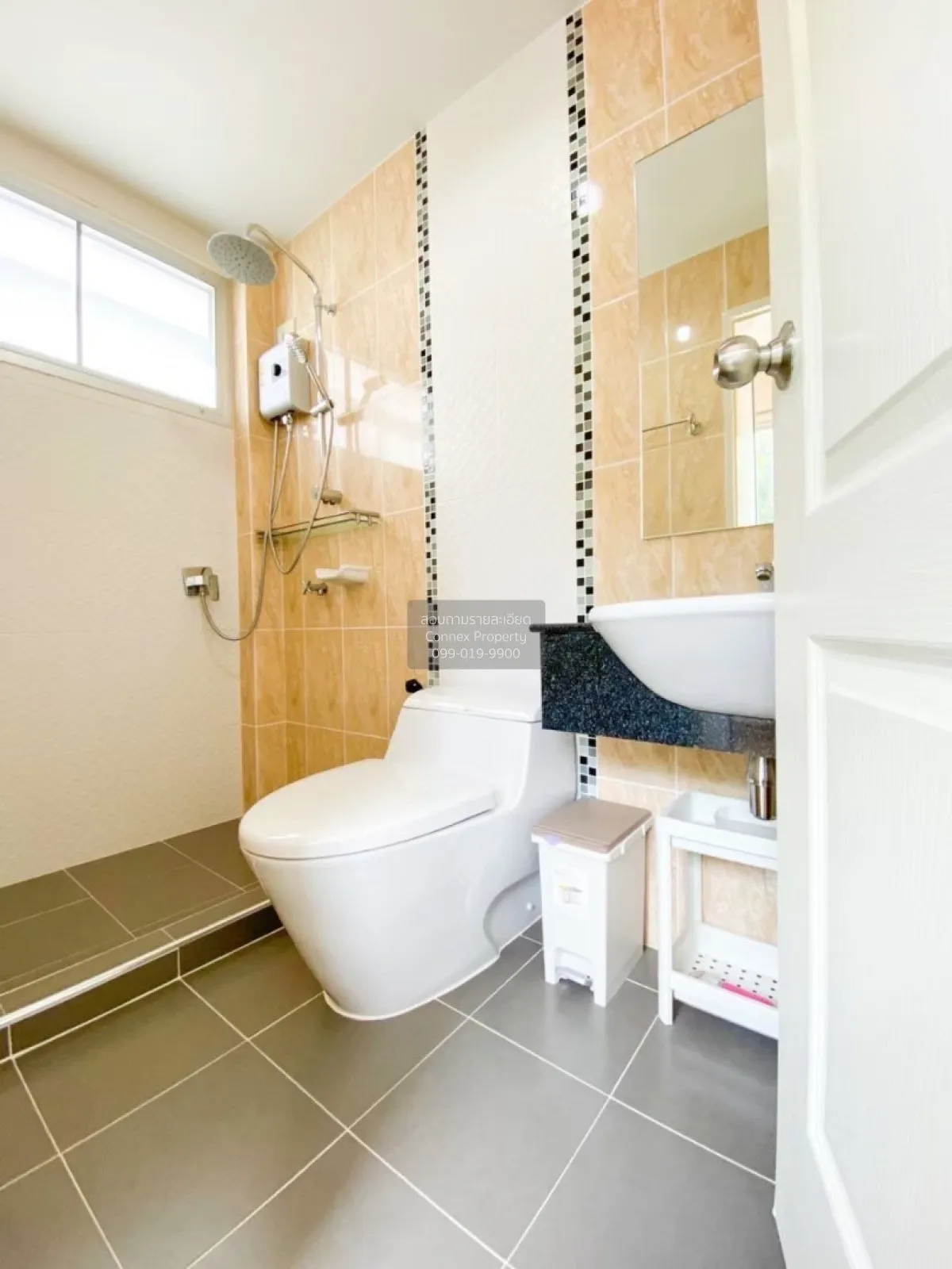 For Rent Townhouse/Townhome  , Neighborhome Watcharaphon , Sam Wa