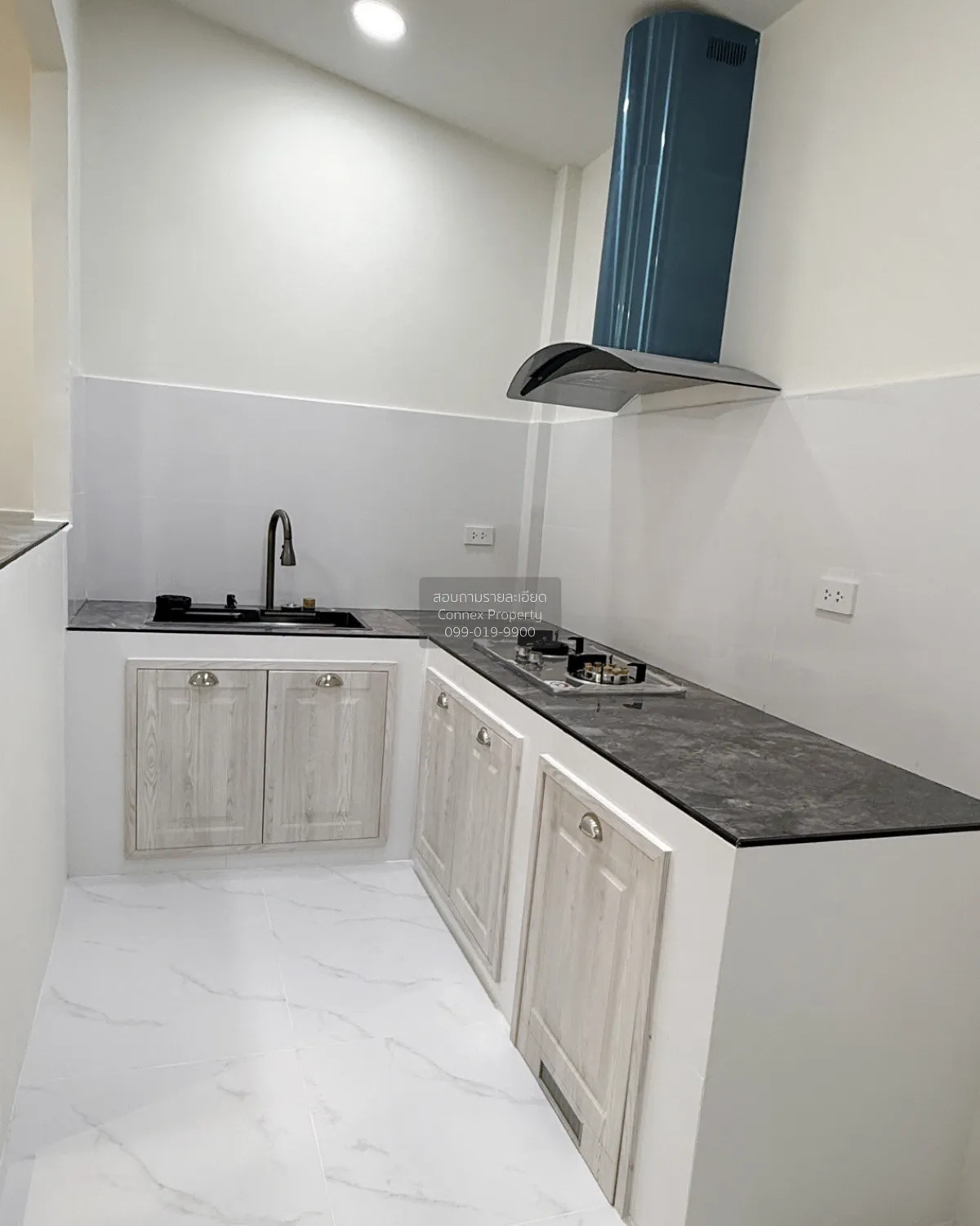 For Sale Townhouse/Townhome  , Moobaan Euapracha Nuanchan , wide 