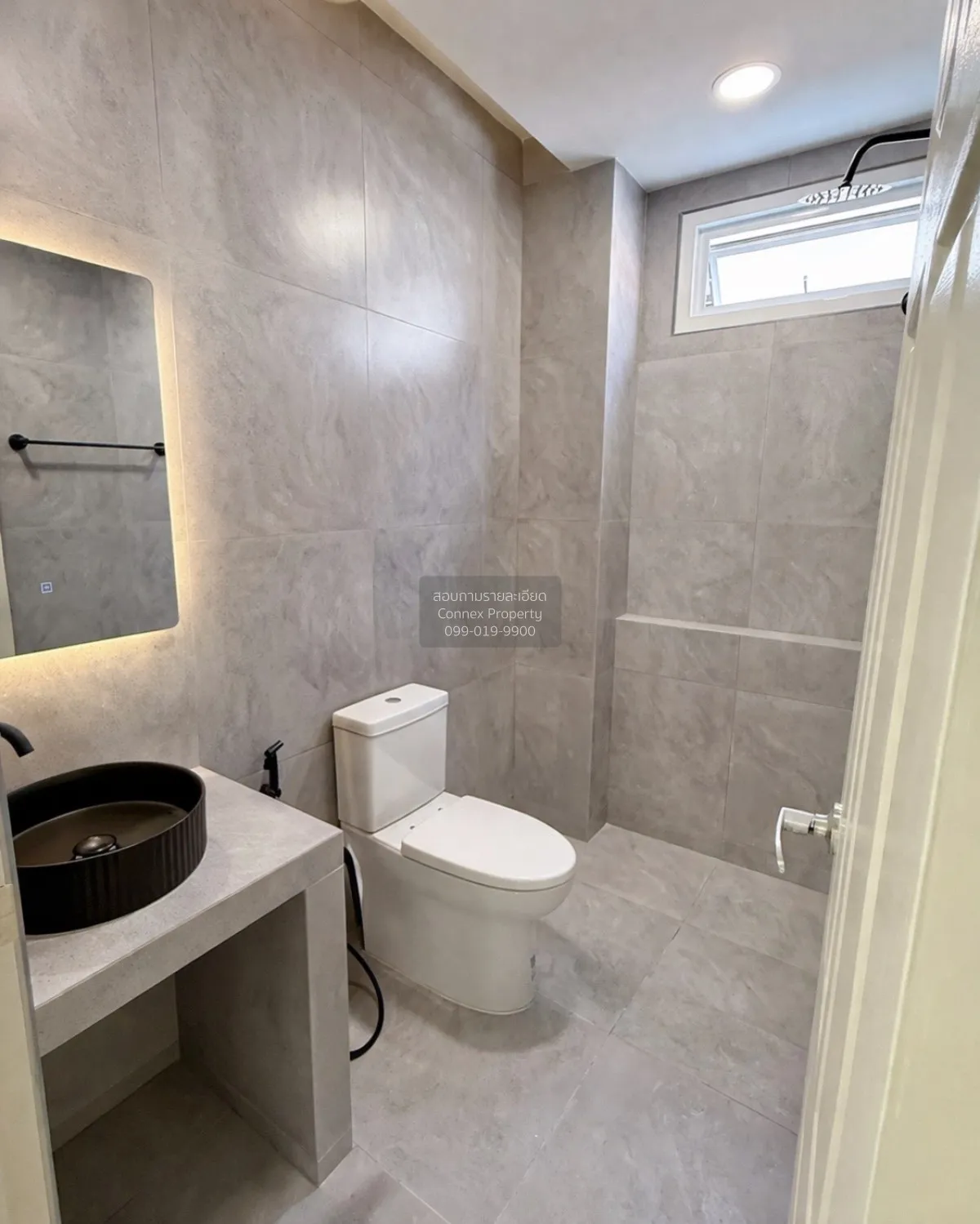 For Sale Townhouse/Townhome  , Moobaan Euapracha Nuanchan , wide 