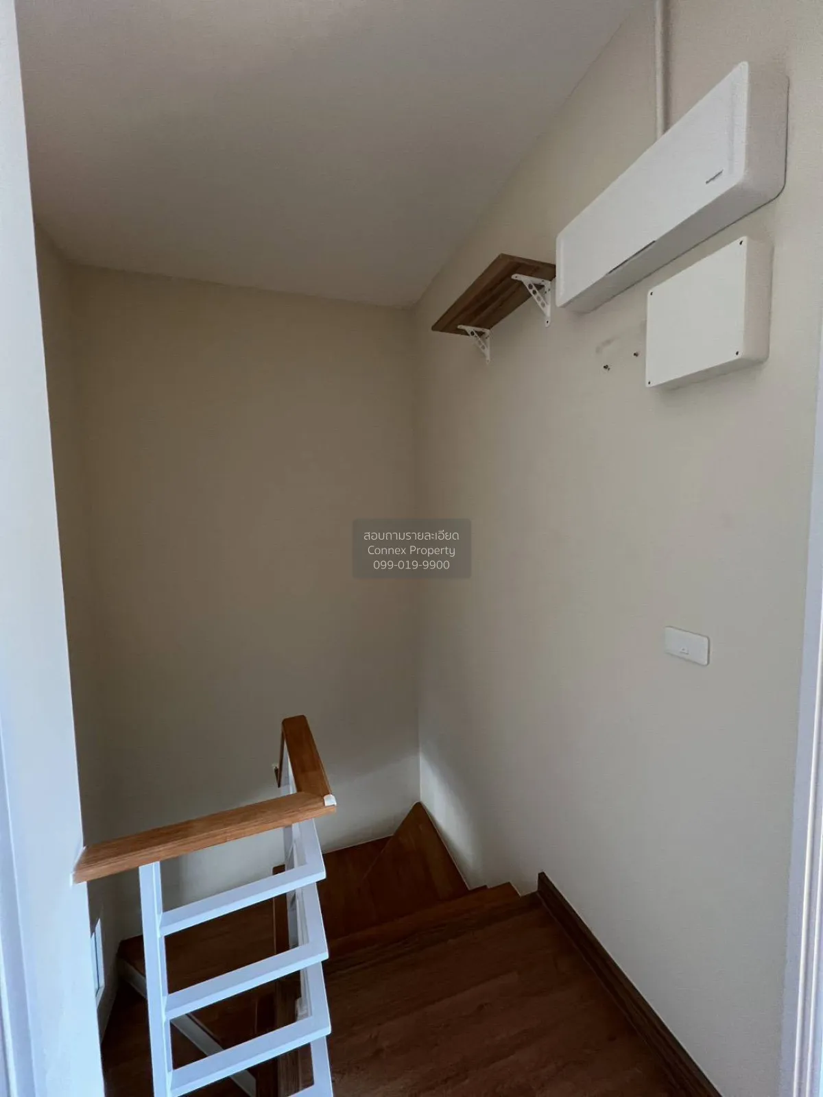 For Rent Townhouse/Townhome  , Golden Town Sathorn , BTS-Wutthaka
