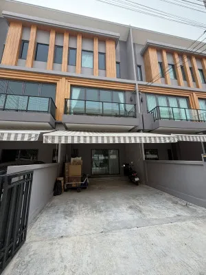 เช่าทาวน์เฮ้าส์/ทาวน์โฮม  ไอเจ้นท์ พระราม 9 ประเวศ เขต ประเวศ กรุงเทพ CX-153076