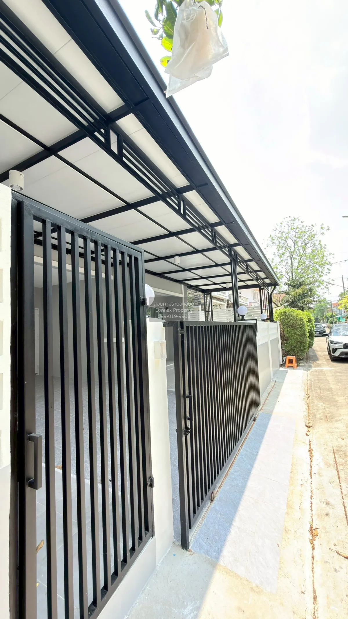 ขายบ้าน  บ้าน บุรีรมย์ รังสิต คลอง4 หน้ากว้าง รีโนเวทใหม่ ลาดสวาย 2